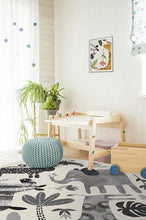 Load image into Gallery viewer, Jungle Safari Black & White Rug