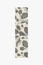 Load image into Gallery viewer, Berry Black Rug
